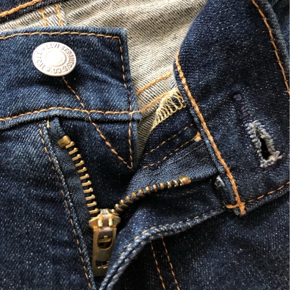 Levi’s Dark Wash Straight Jeans 36x32 - Picture 5 of 13